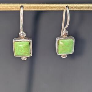 Vintage 925 Sterling Silver Thailand Green Stone Drop Wire Earrings